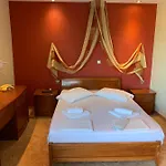 Giannis & Foteini Hotel