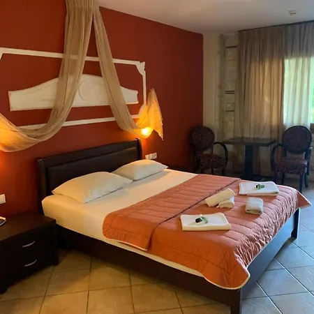 Hotel Giannis & Foteini *