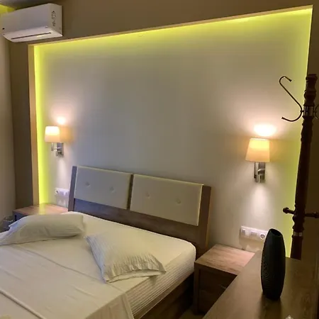 Hotel Giannis & Foteini Afytos