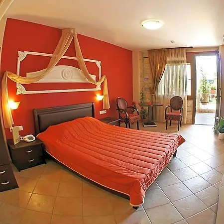 Giannis & Foteini Hotel