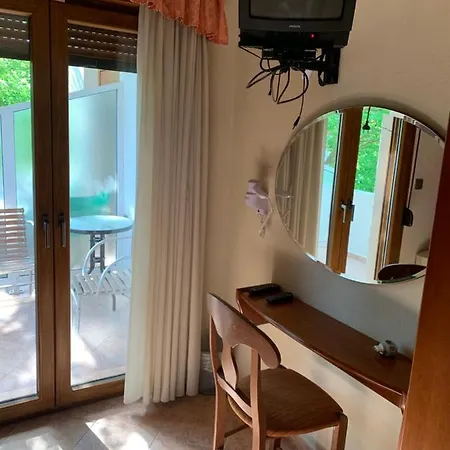 Giannis & Foteini Afytos