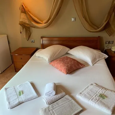 Giannis & Foteini Hotell