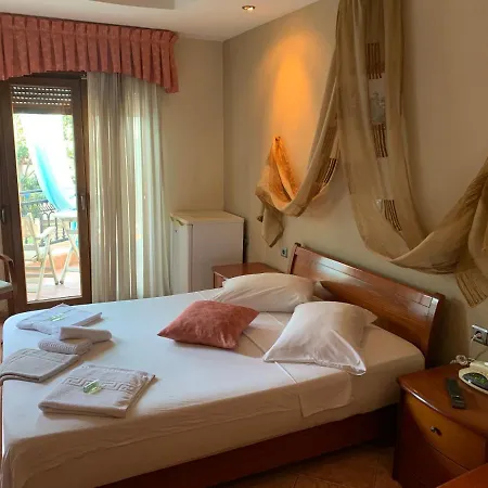 Hotell Giannis & Foteini Afytos