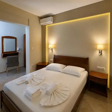 Hotel Giannis & Foteini