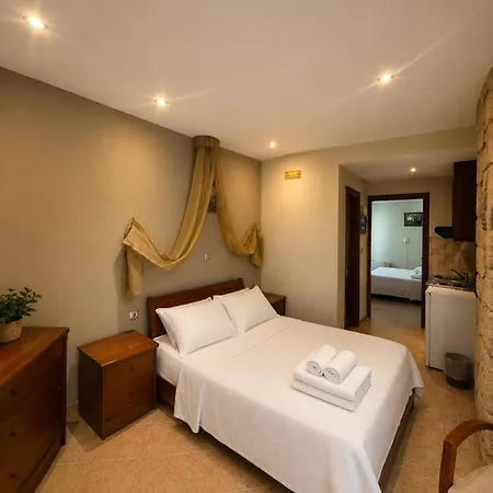 Hotel Giannis & Foteini Afytos