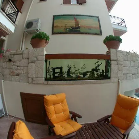 Giannis & Foteini Hotell