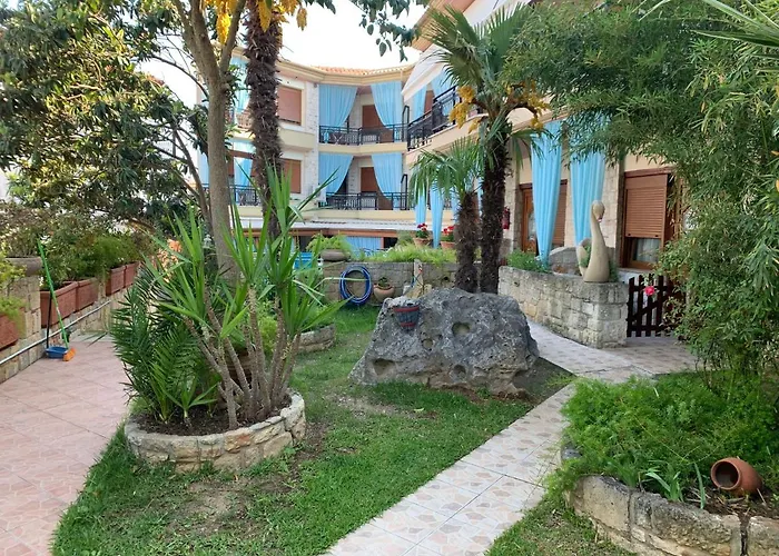 Giannis & Foteini Afytos